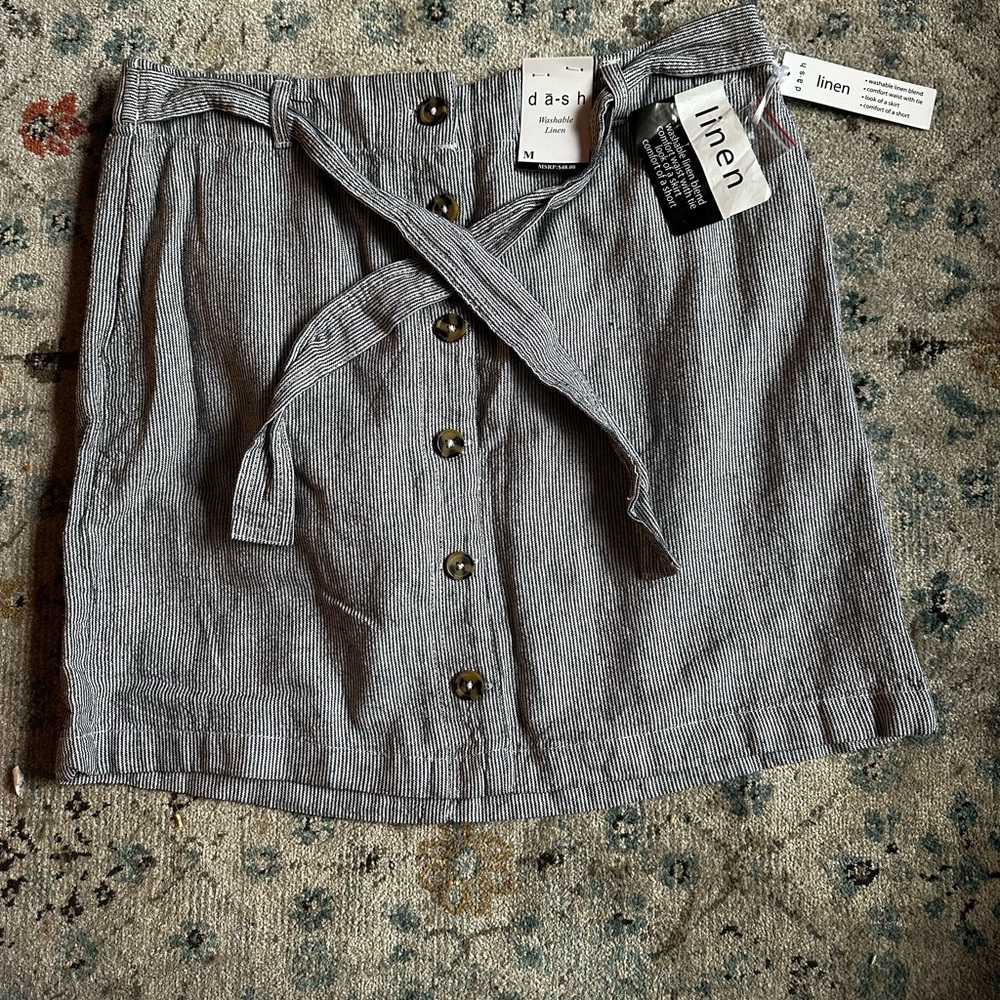 Skirt with shorts lining